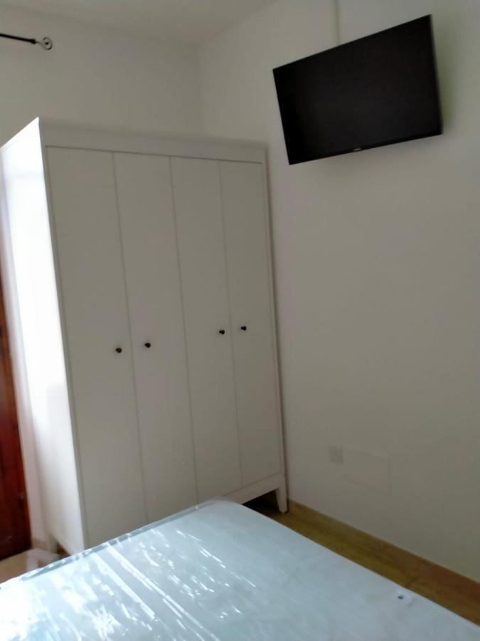 Апартаменти Da Paolo E Laura - In Centro A San Benedetto Сан-Бенедетто-дель-Тронто Екстер'єр фото