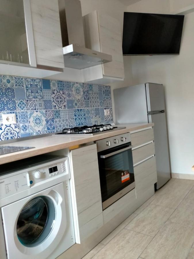 Апартаменти Da Paolo E Laura - In Centro A San Benedetto Сан-Бенедетто-дель-Тронто Екстер'єр фото
