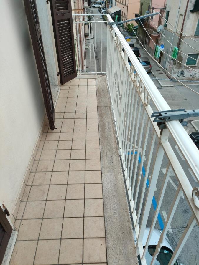 Апартаменти Da Paolo E Laura - In Centro A San Benedetto Сан-Бенедетто-дель-Тронто Екстер'єр фото