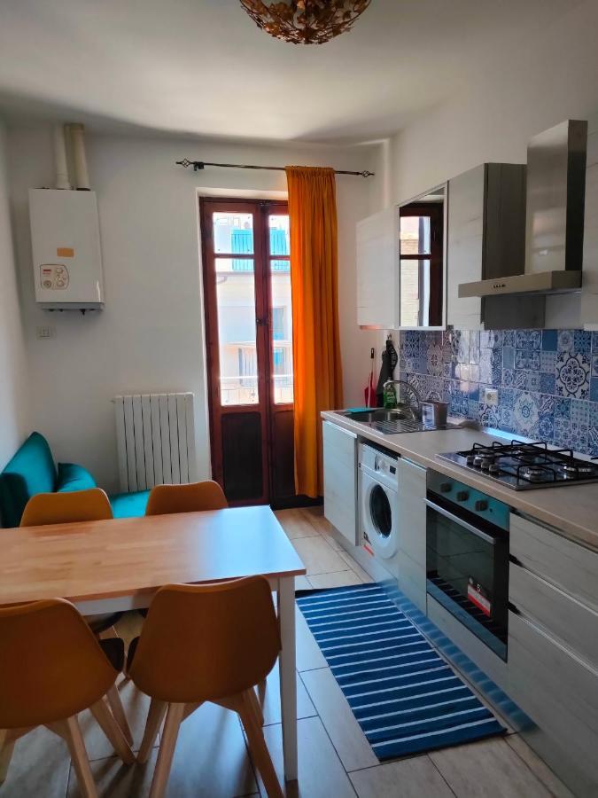 Апартаменти Da Paolo E Laura - In Centro A San Benedetto Сан-Бенедетто-дель-Тронто Екстер'єр фото