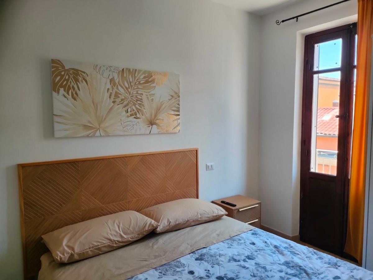 Апартаменти Da Paolo E Laura - In Centro A San Benedetto Сан-Бенедетто-дель-Тронто Екстер'єр фото